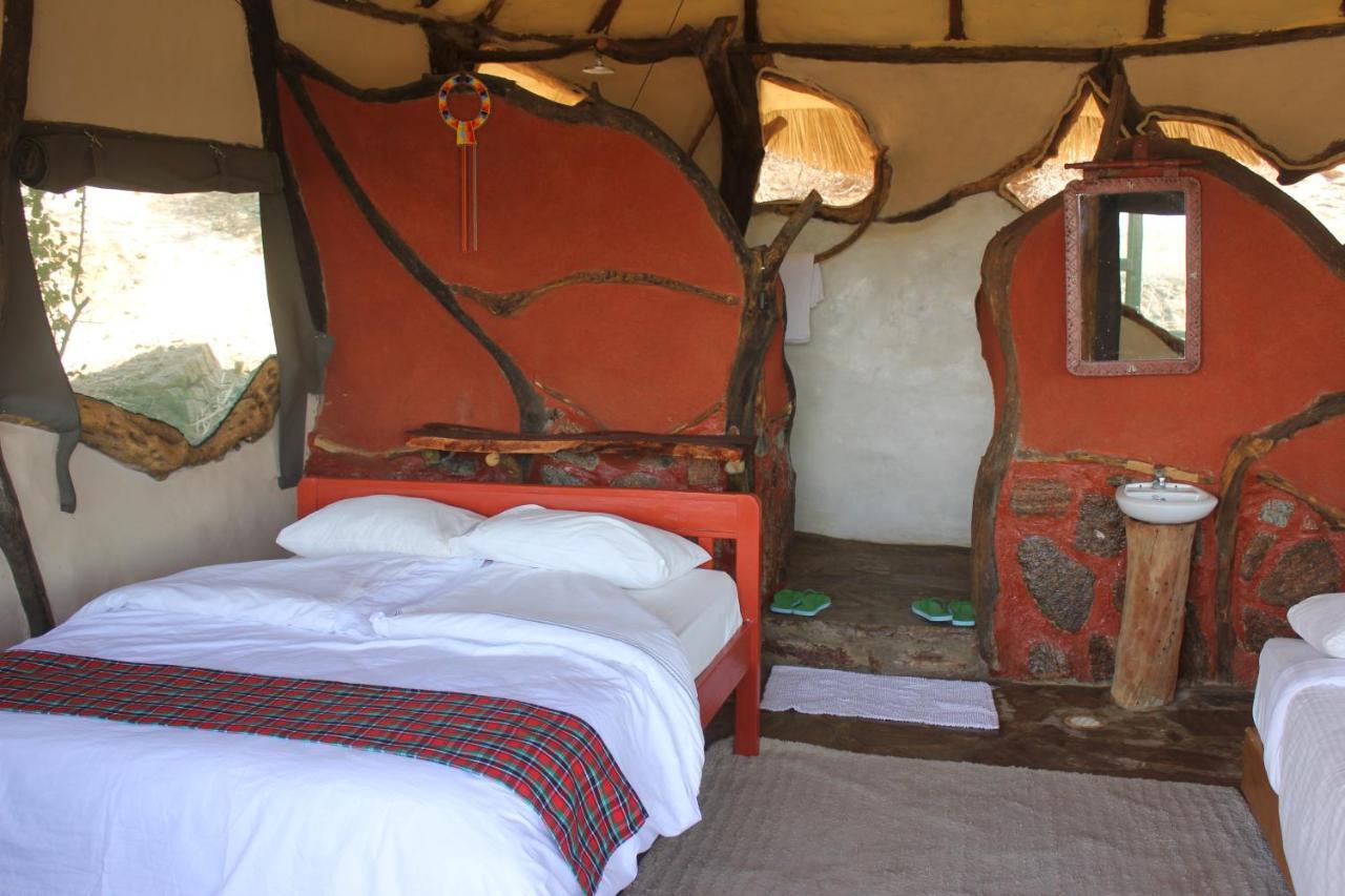Lion'S Cave Camp, Samburu Villa Archers Post Esterno foto