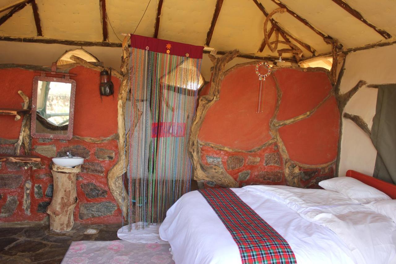 Lion'S Cave Camp, Samburu Villa Archers Post Esterno foto