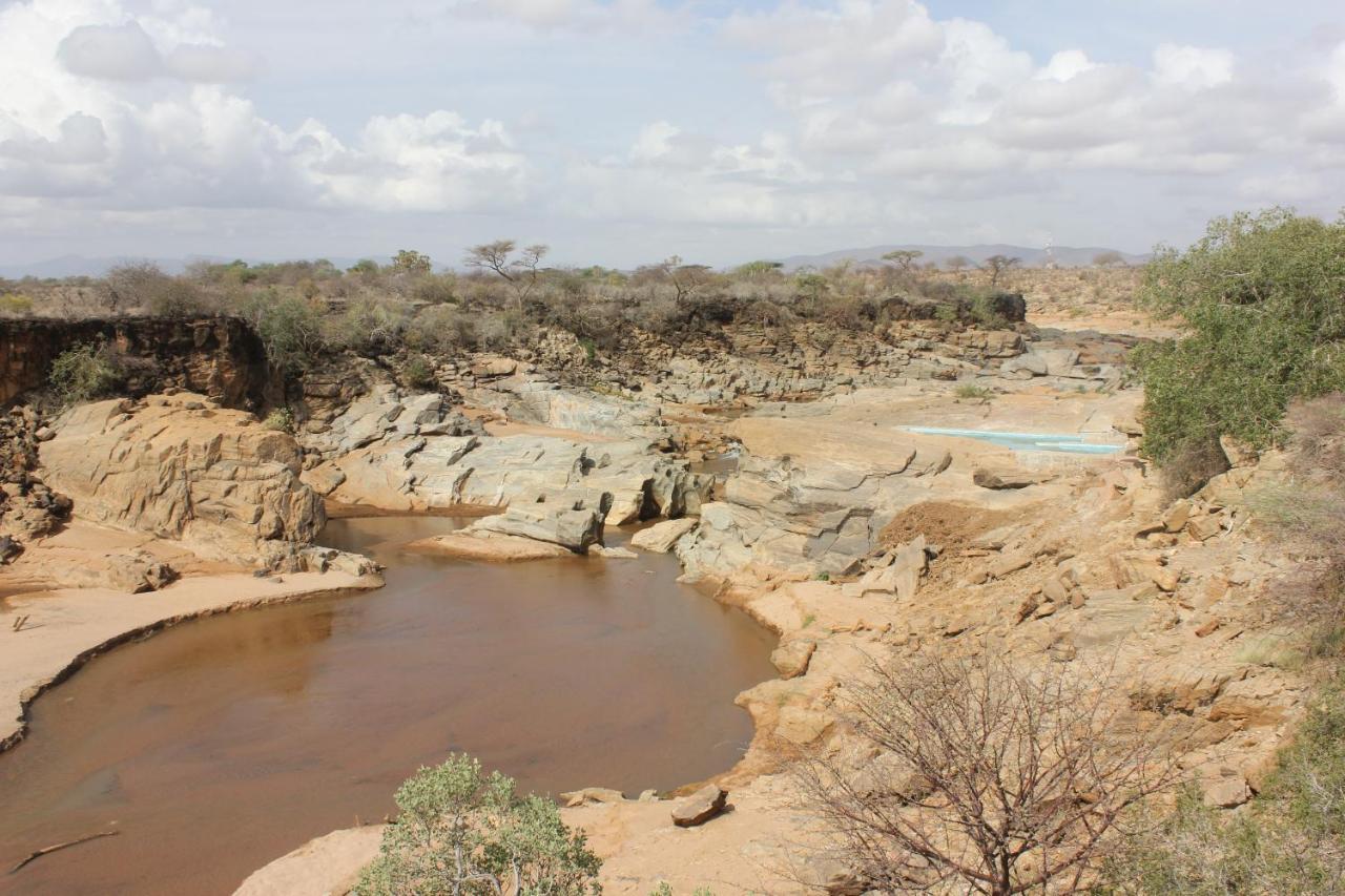 Lion'S Cave Camp, Samburu Villa Archers Post Esterno foto