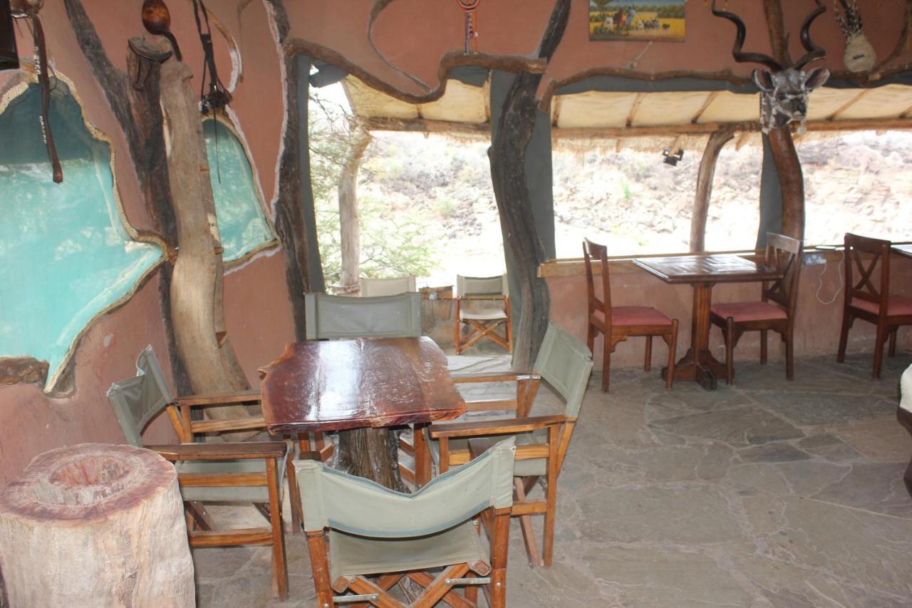 Lion'S Cave Camp, Samburu Villa Archers Post Esterno foto