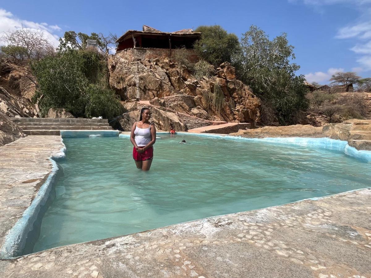 Lion'S Cave Camp, Samburu Villa Archers Post Esterno foto