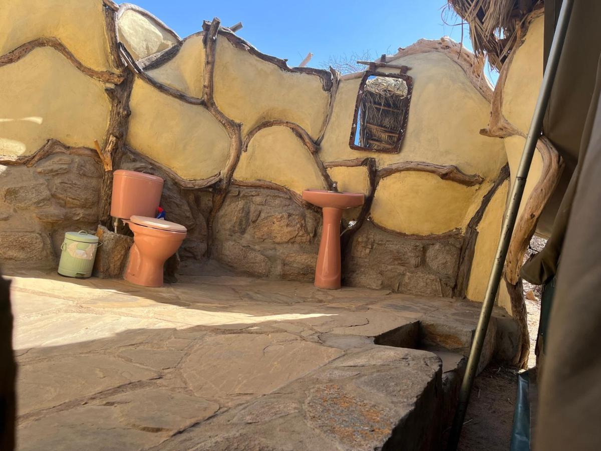 Lion'S Cave Camp, Samburu Villa Archers Post Esterno foto