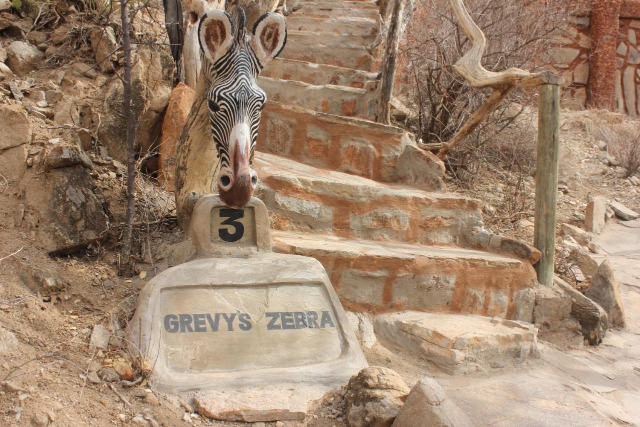 Lion'S Cave Camp, Samburu Villa Archers Post Esterno foto