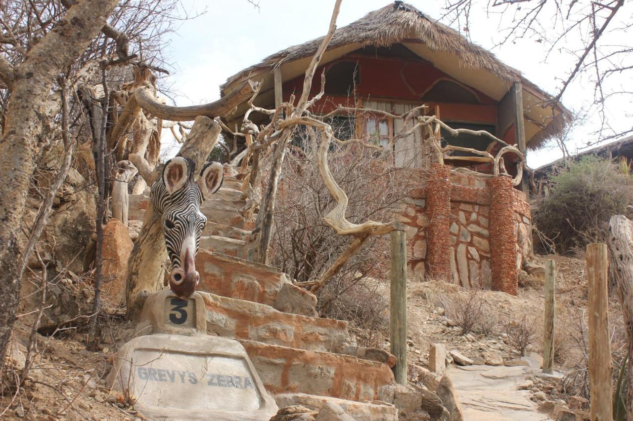 Lion'S Cave Camp, Samburu Villa Archers Post Esterno foto